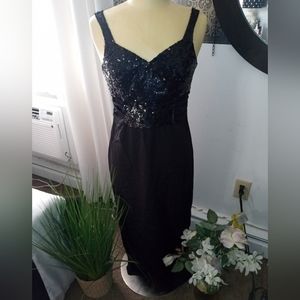 Sequin and silk formal dress size 8, no stretch, more like a 4